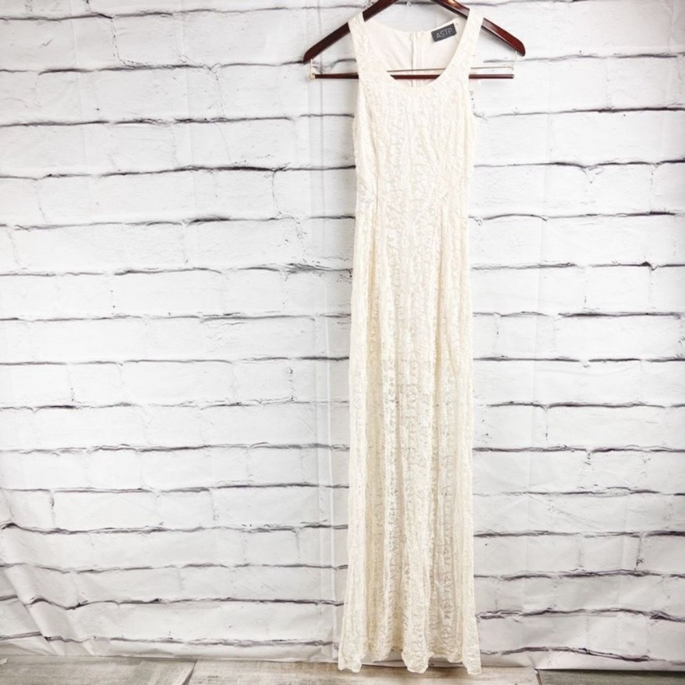 ASTR long lace sleeveless dress NWT